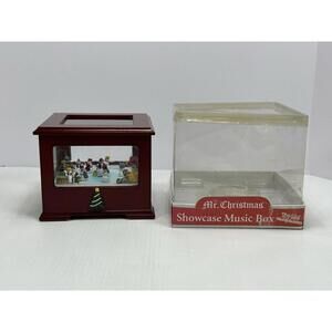 MR.‎ Christmas Showcase Music Box Wind Up We Wish You A Merry Christmas Animated